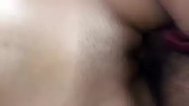 Naughty Desi guy impales bald XXX pussy of Bhabhi in MMS scandal clip