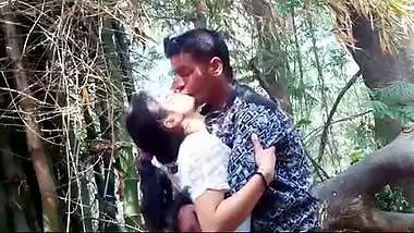 HD Indian porn episode of college legal age teenager cutie Payal outdoors