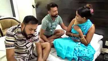 Indian friends seduce their beautiful maid, made a hardcore desi threesome fucking video
