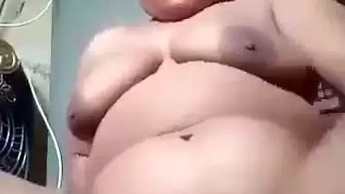 Busty Boudi’s Bangla chuda cudi with 2 brinjals