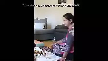???? neighbour hot aunty pany getting down from ass