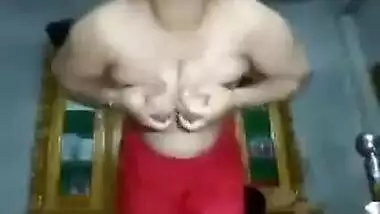 Indian aunty fingering hot