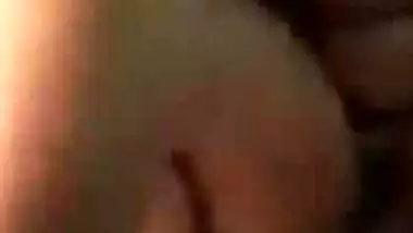 Chubby wife fingering pussy with viral video call chat