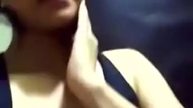 Indian slut takes clothes off but leaves XXX bra on hiding her boobies