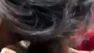 Naked girl shows her pussy in the Indian sex video – Part 1