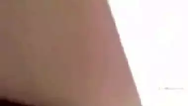 Lady enjoys a threesome sex with the two laborers