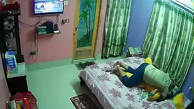 Couple fucking at night caught on CCTV viral MMS