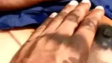 Desi wench has cunt polished by Devar's XXX tool in the fresh air