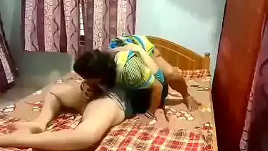 Bengali boudi pussy licking and 69 viral sex position