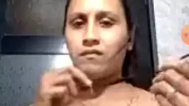 Sexy Paki nude show
