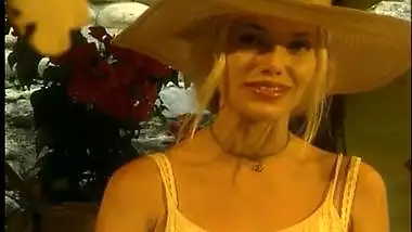 Sex Bomb Isabella Returned With Her Wonderful Cock