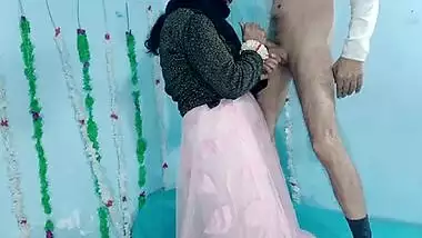 Indian desi brite amrozia jan got a hurd fuck on first sex night indian groom fucking desi bride in village