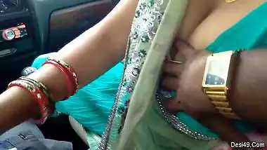 Horny Marwadi Milf Aunty Sucks Lover’s Cock In The Car