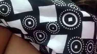 Man enjoys Pakistani video call sex with a milf from Karachi