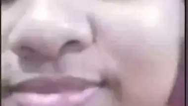 Sexy bhabhi nude breasts showing on video call