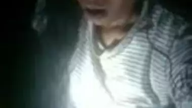 DESI TEEN COLLAGE HOT SEXY SHOWING HER TO BOYFRIEND 2 VID PART 1