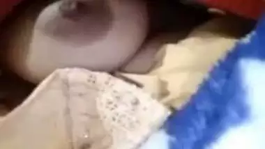 Juicy Desi XXX girl shows her big boobs to lover on video call