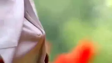 Indian aunty enjoys with her car driver