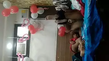 Loud moaning Indian XXX video with friends wife