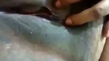 Cute girlfriend black pussy fingering solo nude