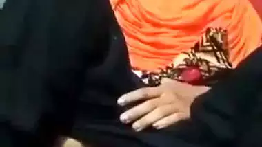 Nude, hijabi lady enjoys Pakistani sex with her client