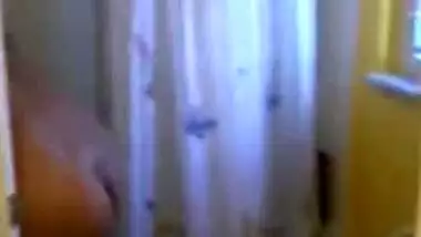 Chick bares her tiny sex breasts to her XXX Indian admirer with a camera