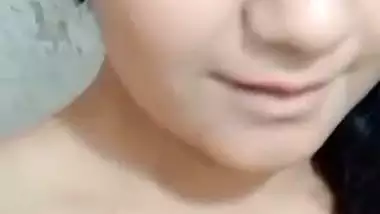 Gorgeous girlfriend naked boobs show selfie for lover