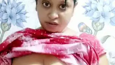 Milky huge boobs Bengali boudi nude viral video making