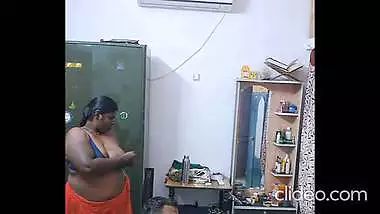 Dusky village Tamil wife blowjob to husband in topless