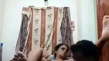 Tango Hot Cpl New Year Play