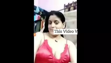Sexy Bengali boudi bhabhi record her nude selfie part 2