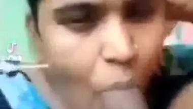 Wife blowjob on TikTok caught by husband viral video