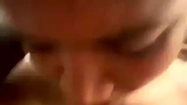 Viral sex video of an 18-year-old teen riding like a slut