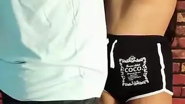 HD Indian sex MMS of a young couple fucking standing