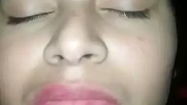 Bhabhi heavenly sex feeling with hairy pussy fucking