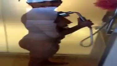 Someones gf doing naughty things in shower