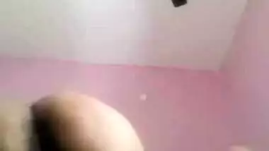 Cute Girl Showing Her Big Ass