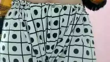 Newly married desi nude lady shows her milky boobs