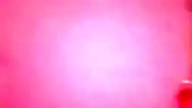 Home Made indian XXX sex! Desi sexy village bhabi show her hot boobs