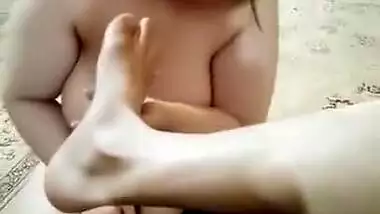 Pakistani Aunty With Foot Fetish Sex Lover