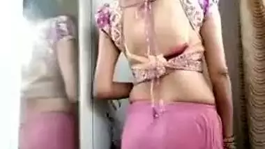 Pretty Desi girl not shy to show all her XXX assets on the balcony