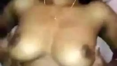 Desi whore private XXX show is public domain as fucker leaks it on web