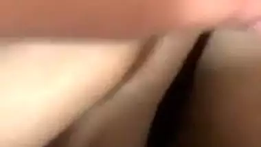 Naked girl shows her pussy in the Indian sex video – Part 2