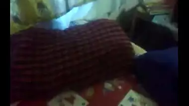 Hardcore Indian sex scandal of sexy bhabhi with juvenile lad