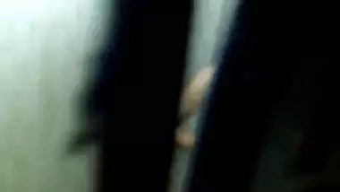 Bhabhi catches peeping tom after bath nude show