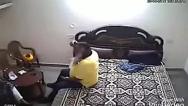 Desi mms of a horny guy having fun with this big ass bhabhi