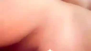 Today Exclusive- Sexy Girl Record Her Nude Video For Lover Part 2