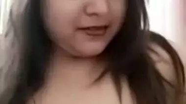 Chubby tanker maal huge boobs showing on video call